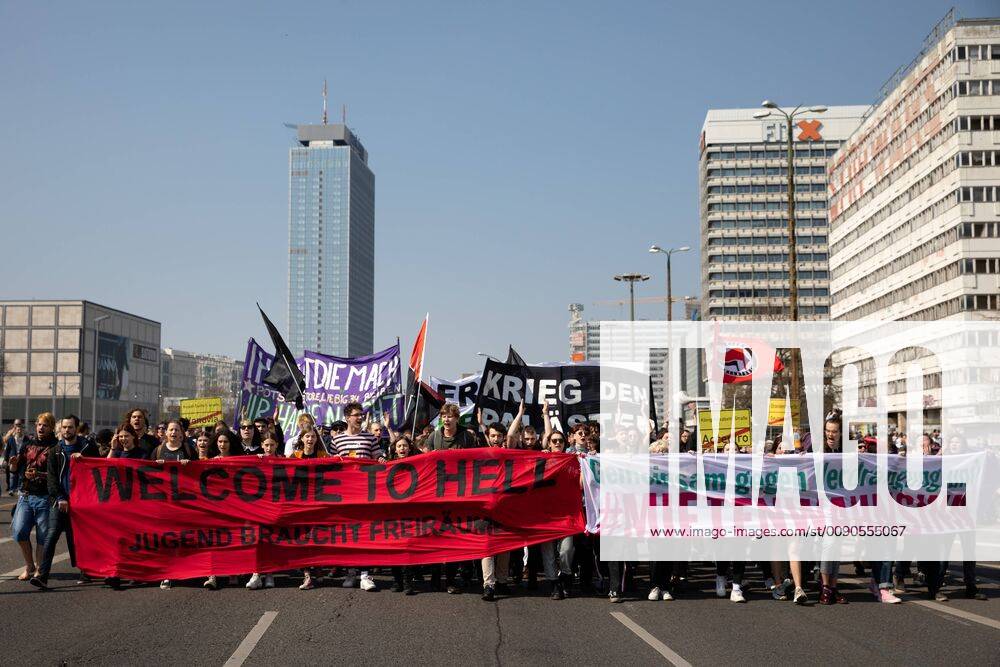 Large demonstration of rent madness Tens of thousands of people protest in Berlin under the motto Stop rent madness Demonstrators protest against rising rents and repression Within the framework of the demonstration, the collection of signatures for the petition for a referendum on German Housing Co-property that expropriates real estate companies that own more than 3,000 apartments in the city demands