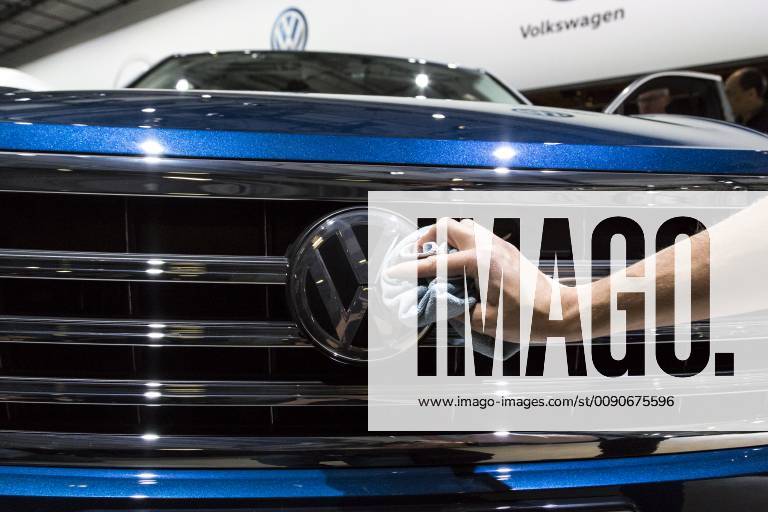VW emblem during polishing