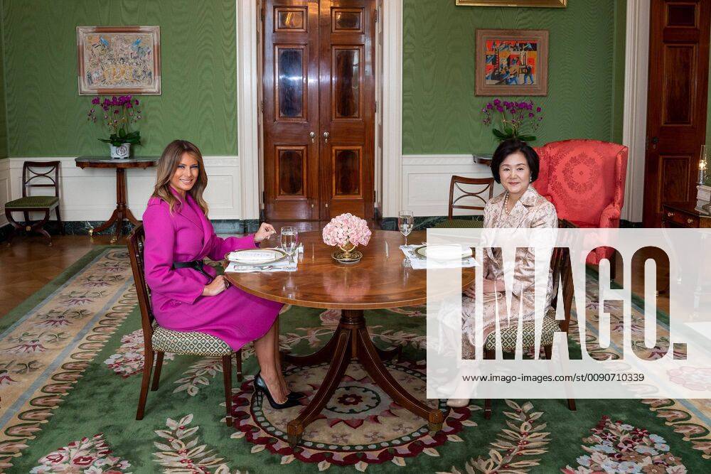 Apr 11, 2019 - Washington, District of Columbia, U.S. - MELANIA TRUMP and KIM JUNG-SOOK at the White House. President Moon is expected to ask President Trump to reduce sanctions on North Korea in an attempt to jump-start nuclear negotiations between North Korea and the US. Washington U.S. - ZUMAz03_ 20190411_sha_z03_138