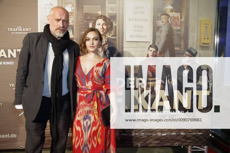 Film premiere The tobacconist by Nikolaus L E Y T N E R after Robert S E E T H A L E R Wien Gartenbaukino 9 10 2018 Johannes Krisch Emma Drogunova Wien Austria vr32381844 101