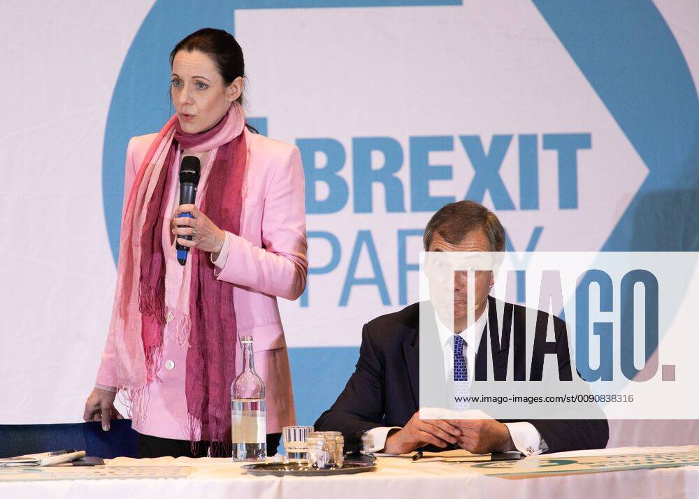 Nottingham, NOTTS, UK - Nottingham, UK. Brexit Party rally. ANNUNZIATA REES-MOGG with NIGEL FARAGE at the Brexit Party rally held at the Albert Hall Conference Centre, Nottingham. Nottingham UK - ZUMAl94_ 20190420_zaf_l94_031