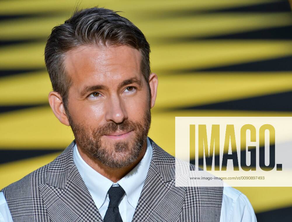 Pokemon Premiere in Tokio Actor Ryan Reynolds attends the World premiere for the film Pokemon: Detective Pikachu at Godzilla Road of Kabuki-cho in Tokyo, Japan on April 25, 2019. TKP2019042599 KEIZOxMORI