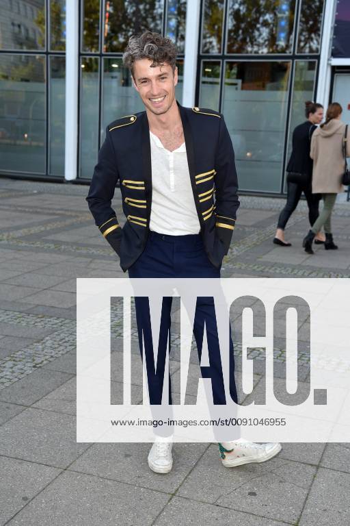 Simon Lohmeyer at the Young Icons Award 2019 in the Kosmos in Berlin on 30 04 2019