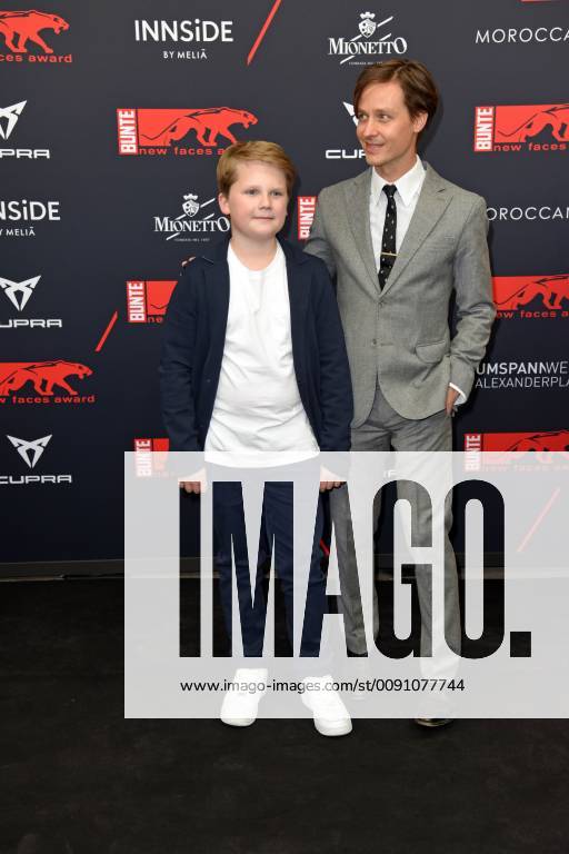 Julius Weckauf Tom Schilling at the BUNTE New Faces Award Film at the transformer station in Berlin on 02 05 2019