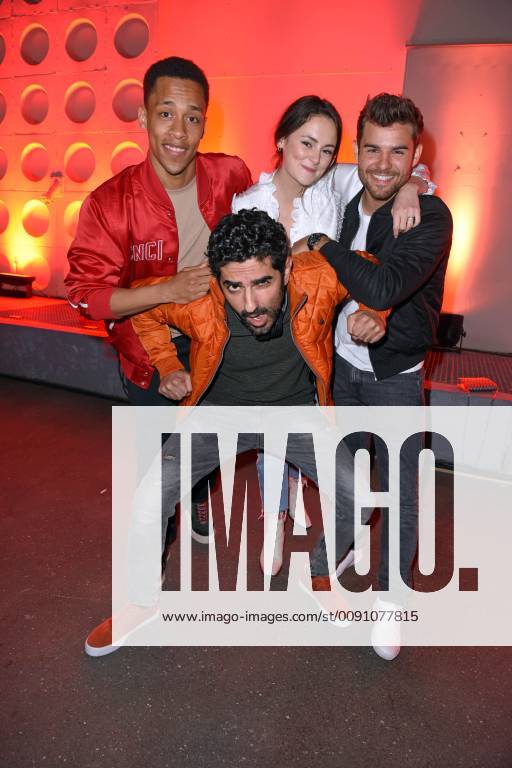 Jerry Hoffmann Lea van Acken Lucas Reiber Reza Brojerdi at the BUNTE New Faces Award Film at the transformer station in Berlin on 02 05 2019