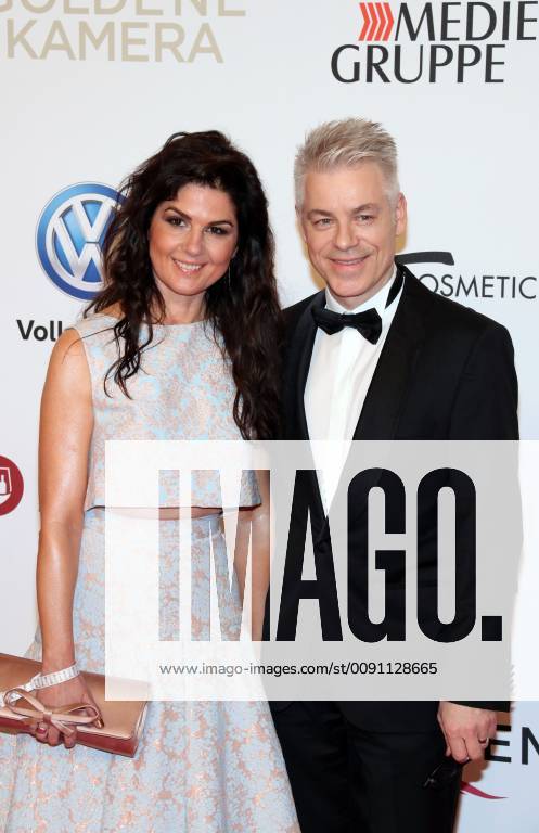 15 Michael Mittermeier and his wife Gudrun at the award ceremony of the Golden Camera 2019 at Tempelhof Airport on 30 2 2019 in Berlin Berlin Deutschland Germany