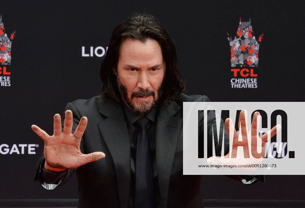 Actor Keanu Reeves participates in a hand and footprint ceremony immortalizing him in the forecourt of the TCL Chinese Theatre (formerly Grauman s) in the Hollywood section of Los Angeles on May 14, 2019. LAP2019051405 JIMxRUYMEN