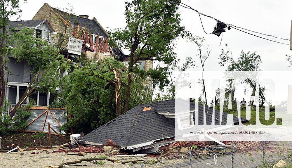 The roof of a home lays in the street in Jefferson City, Missouri on May 23, 2019. Homes and businesses were destroyed after a confirmed tornado touched down in the city of the State Capitol on May 22, 2019. No deaths occured but approximately 20 people were treated for injuries. JCP2019052301 BILLxGREENBLATT