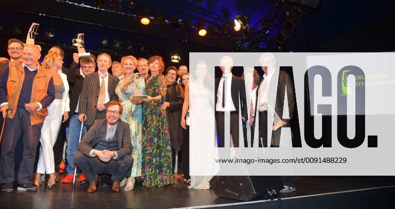 German Synchronics Award 2019 Final picture of all winners and laudators Presentation of the German Synchronics Award 2019 in the TIP at Knazlermat in Berlin on 23 05 2019 photopress müller