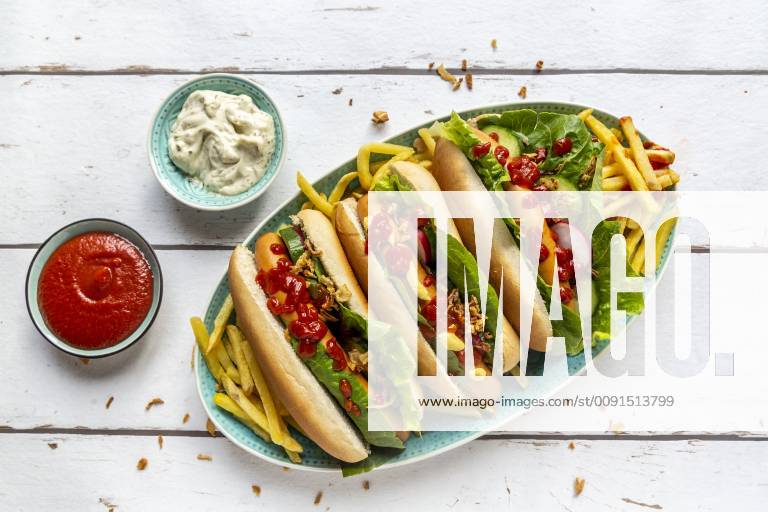 Hot dogs with french fries, ketchup and mayonnaise SARF04209
