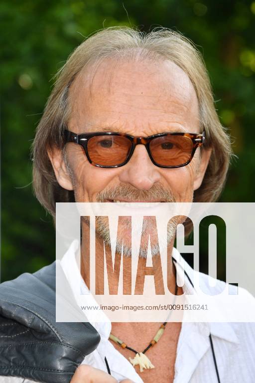 Eisi Gulp arriving for the presentation of the Bavarian Television Prize on 24 05 2019 at the Prinzregententheater in Munich Bavarian Television Prize 2019 in Munich