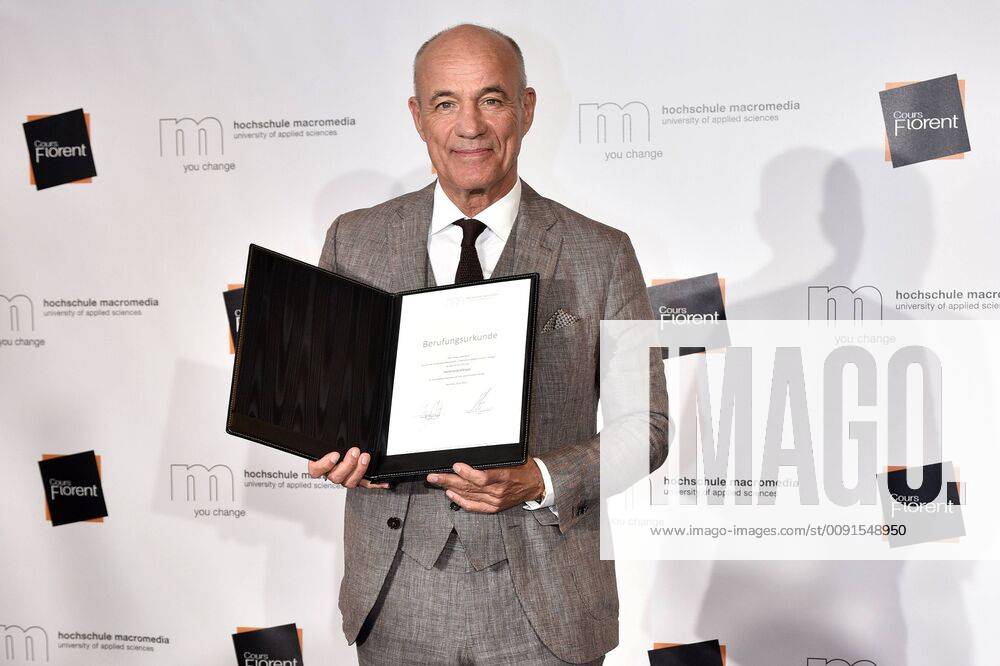 Heiner Lauterbach on his appointment as Professor of Drama, Film and Television on 27 05 2019 at the Macromedia Medien Hochschule in Berlin Heiner Lauterbach on his appointment as Professor at the Hochschul Professor in Berlin