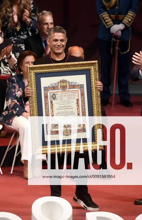 The singer Alejandro Sanz receives the gold medal of the city of Seville that names him as an adopted son, Thursday, May 30, 2019 Cordon Press