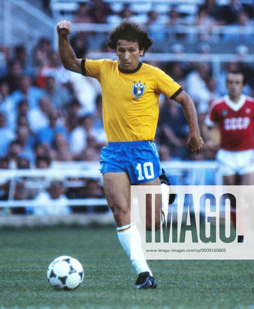 World Cup Brazil v Russia (USSR) 14 06 1982, Zico - Brazil