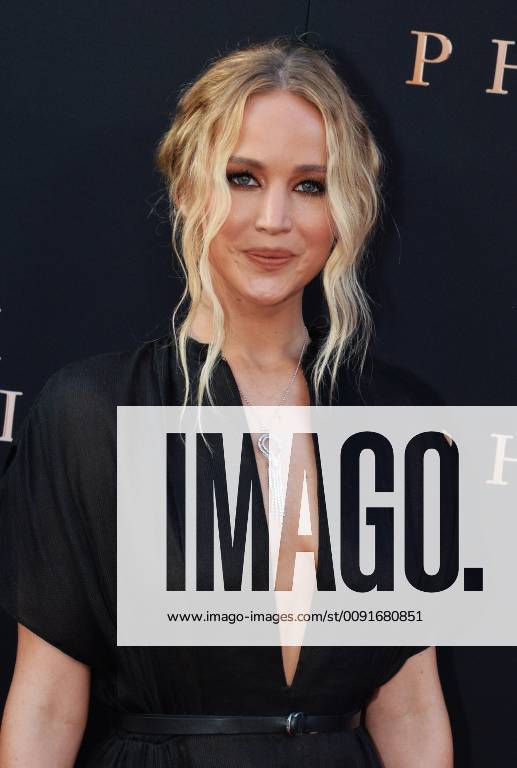 Cast member Jennifer Lawrence attends the premiere of the sci-fi motion picture Dark Phoenix at the TCL Chinese Theatre in the Hollywood section of Los Angeles on June 4, 2019. Storyline: Jean Grey begins to develop incredible powers that corrupt and turn her into a Dark Phoenix. Now the X-Men will have to decide if the life of a team member is worth more than all the people living in the world. LAP2019060445 JIMxRUYMEN