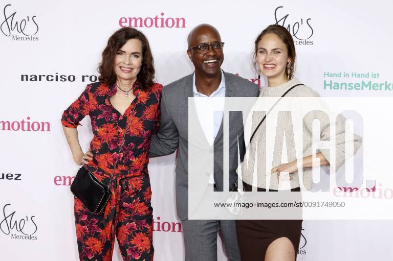Iha von der Schulenburg, Yared Dibaba and Elena Carriere at the presentation of the Emotion Award 2019 at the Curio Haus Hamburg, 06 06 2019 Foto:xC.xTamckex xFuturexImage
