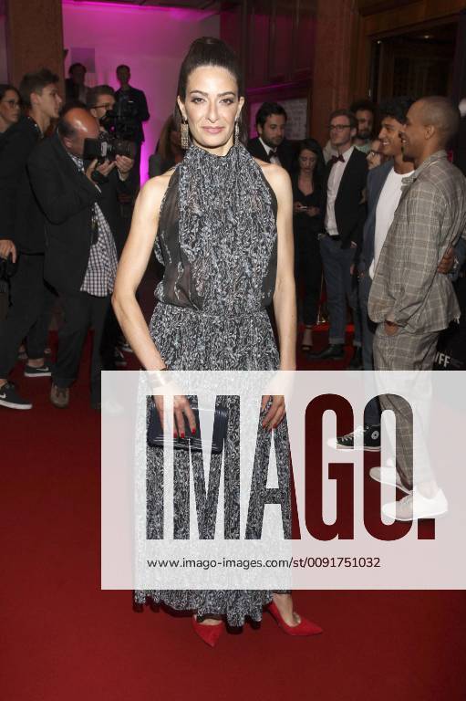 Linda Zervakis at the Studio Hamburg Young Talent Award 2019 at the Thalia Theater Hamburg, 06 06 2019 Foto:xFuturexImage