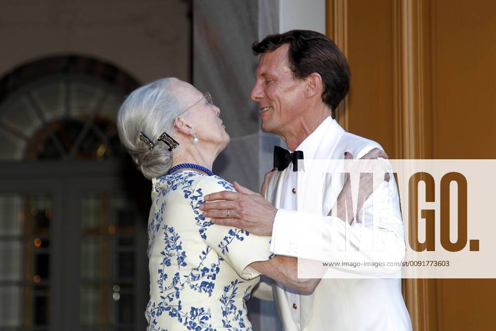 Entertainment Themen der Woche KW23 07-06-2019 Denmark Danish royal family during the celebrations of Prince Joachim at Amalienborg Palace during his 50th birthday. Queen Margrethe