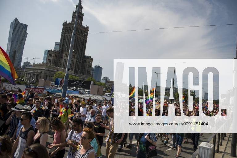 Warsaw, Mazowieckie, Poland - A crowd marches through Warsaw during the Warsaw Pride..The Equality March also called the Warsaw Pride parade, brought thousands of people to the streets of Warsaw, at the time when the gay rights movement in Poland is under siege by hate speech and a government campaign depicting it as a threat to families and society. Warsaw Poland - ZUMAs197 20190608_zaa_s197_136