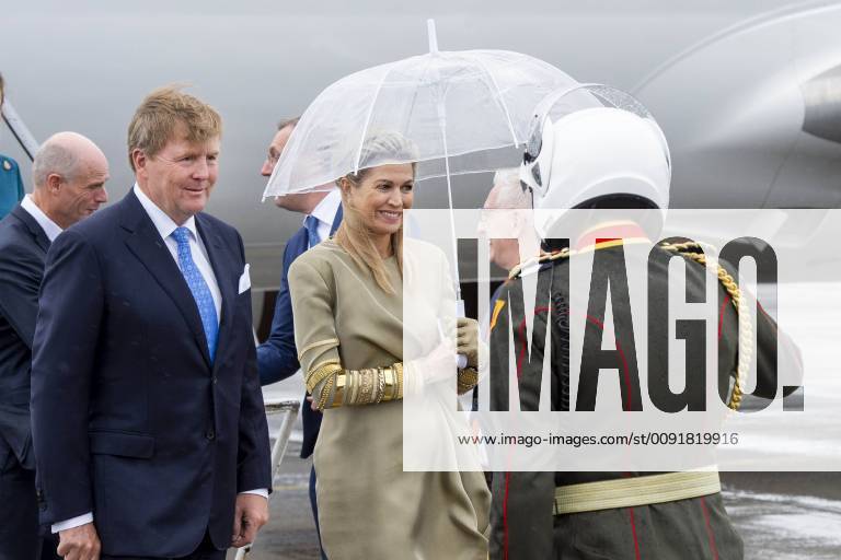 Ireland Queen Maxima and King Willem-Alexander arriving at the Dublin airport on the 1st day of the 3 day statevisit to Ireland.