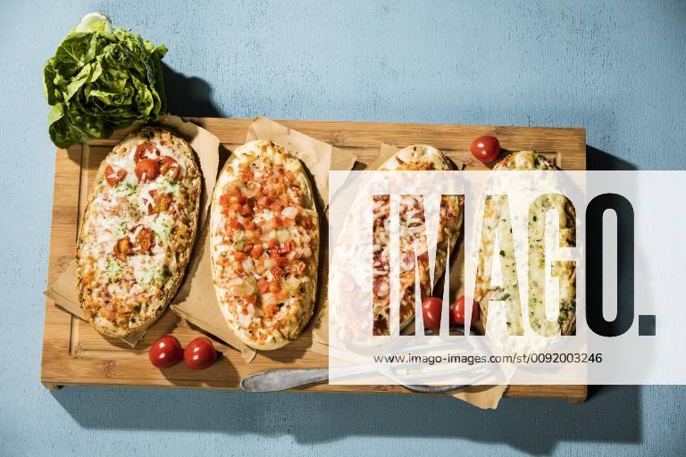 Rustic pizza breads MAEF12865