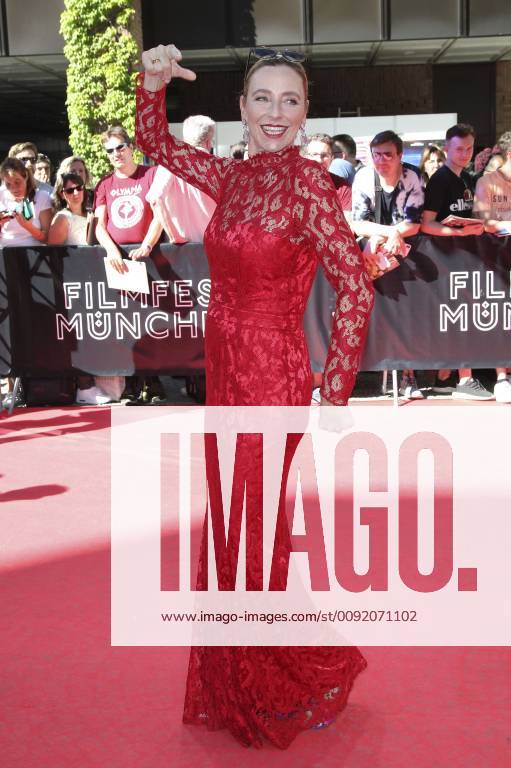 Diana Iljine at the CineMerit Gala in honor of Antonio Banderas with the premiere of Leid und Herrlichkeit Dolor y gloria at the 37 Filmfest München 2019 in the Festivalzentrum Gasteig Munich, 29 06 2019 Foto:xF.xGulottax xFuturexImage