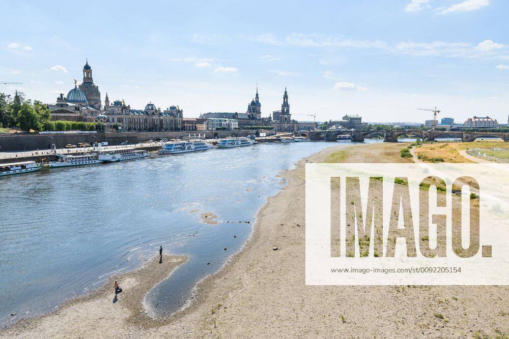 View from the Carola Bridge to the low water level of the Elbe and the Brühlsche Terrasse with some ships of the fleet of the Saxon Steamship Company Short walk through the Old Town on Wednesday afternoon Dresden 10 July 2019