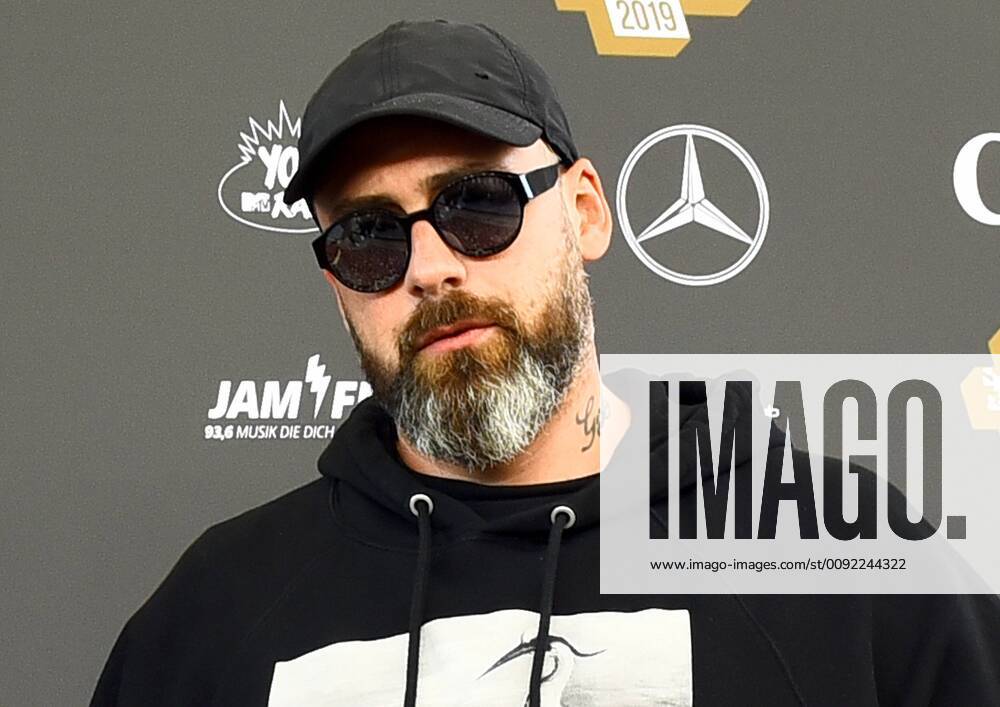 Berlin Hype Awards 2019 v l Rapper Sido on the oriental carpet at the Hype Awards on 10 07 2019 at the Verti Music Hall