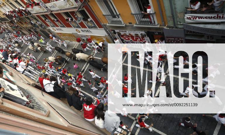 Several mozos , or runners, are chased by bulls of La Palmosilla ranch during the seventh encierro, or running-with-the-bulls, of the Sanfermines festivities in Pamplona, Spain, 13 July 2019. The festival of San Fermin, locally known as Sanfermines, is held annually from 06 to 14 July in commemoration of the city s patron saint. Hundreds of thousands of visitors from all over the world attend the fiesta. Many of them physically participate in the highlight event - the running of the bulls, or encierro - where they attempt to outrun the bulls along a route through the narrow streets of Pamplona s old city.- Fiesta de San Fermin in Pamplona !ACHTUNG: NUR REDAKTIONELLE NUTZUNG!