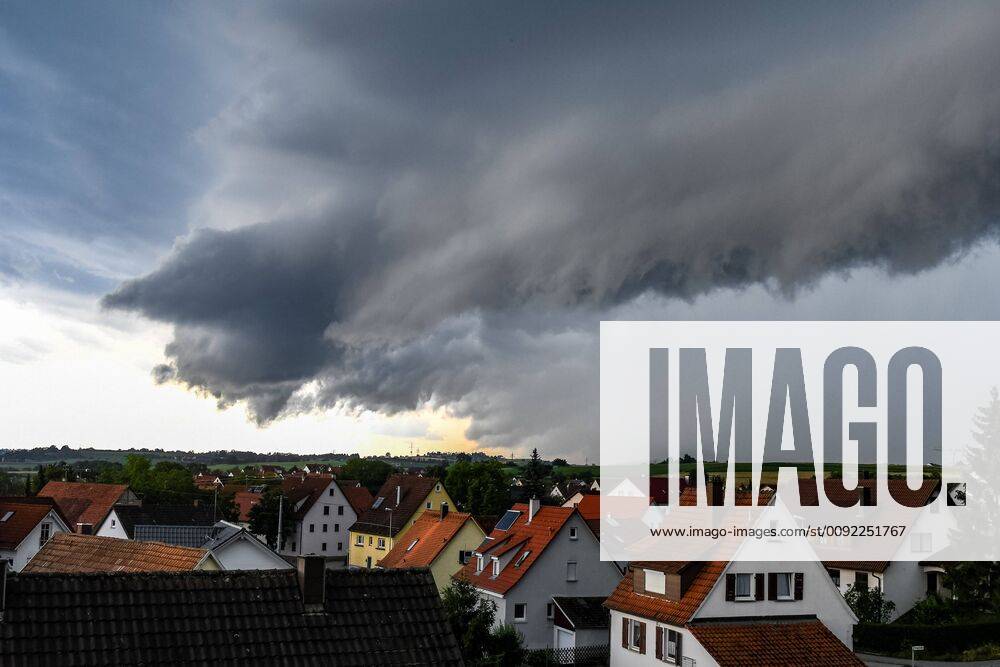 Rottenburg am Neckar A thunderstorm cell moves over Rottenburg am Neckar in the district Tuebingen, 12 07 2019 A thunderstorm cell moves over Rottenburg am Neckar in the district Tuebingen, 12 07 2019,