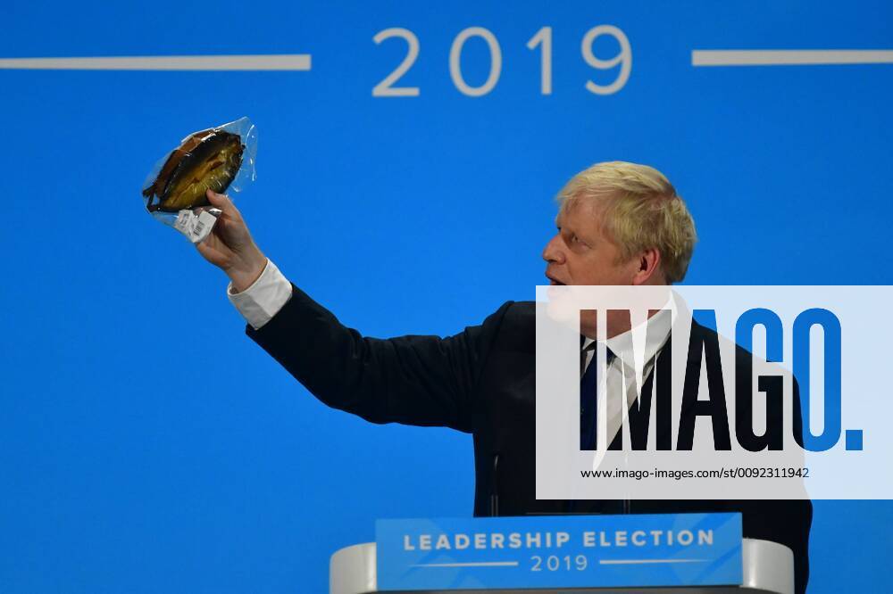 . 17 07 2019. London, United Kingdom. Boris Johnson and Jeremy Hunt Last Hustings. Conservative Party Leadership contenders Boris Johnson and Jeremy Hunt take part in the last hustings event at the Excel Centre, London, in their bid to become the new Conservative party leader and Britain s new Prime Minister. xAndrewxParsonsx xi-Imagesx IIM-19936-0014