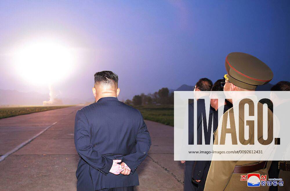 This image, released on August 7, 2019, by the North Korean Official News Service (KCNA), shows North Korean leader Kim Jong Un overseeing the country s fourth series of missile launches in less than two weeks a warning to South Korea and the United States over an ongoing joint military exercise. WAX2019080704 KCNA