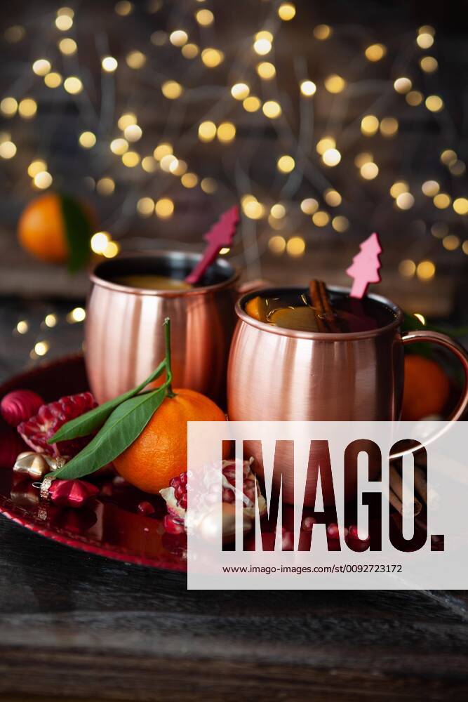 Mulled wine with pomegranate