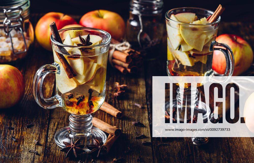 Apple Mulled Drink.