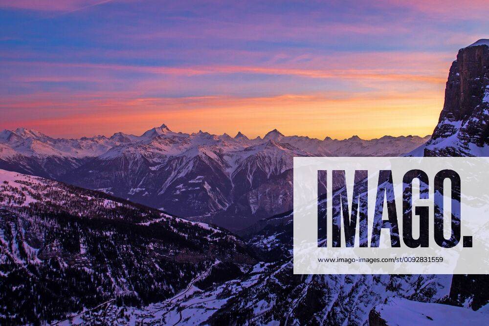 Abendstimmung, Leukerbad, Walliser Alpen, Schweiz, Wallis evening mood, Leukerbad, Valais Alps, Switzerland, Valais BLWS540584