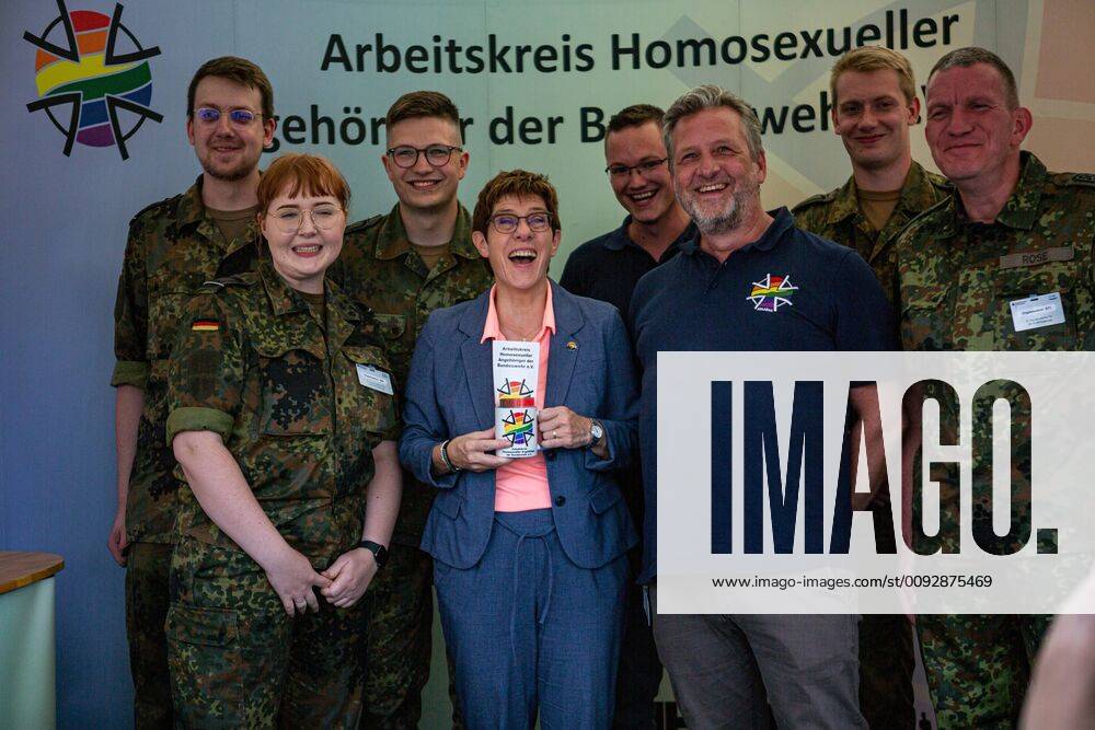 Annegret Kramp Karrenbauer visits the Federal Ministry of Defence, Federal Minister of Defence Annegret Kramp Karrenbauer during the visit of the Federal Ministry of Defence at the Open Day 2019 Berlin Germany