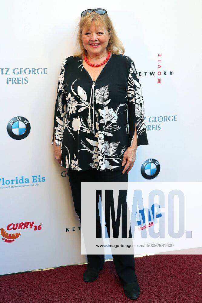 GOETZ GEORGE PRIZE 2019 Franziska Troegner on the Red Carpet for the presentation of the GOETZ GEORGE PRIZE on 19 August 2018 in the Astor Film Lounge The endowed prize shall commemorate this lifes work of Goetz George Berlin Charlottenburg Berlin Germany