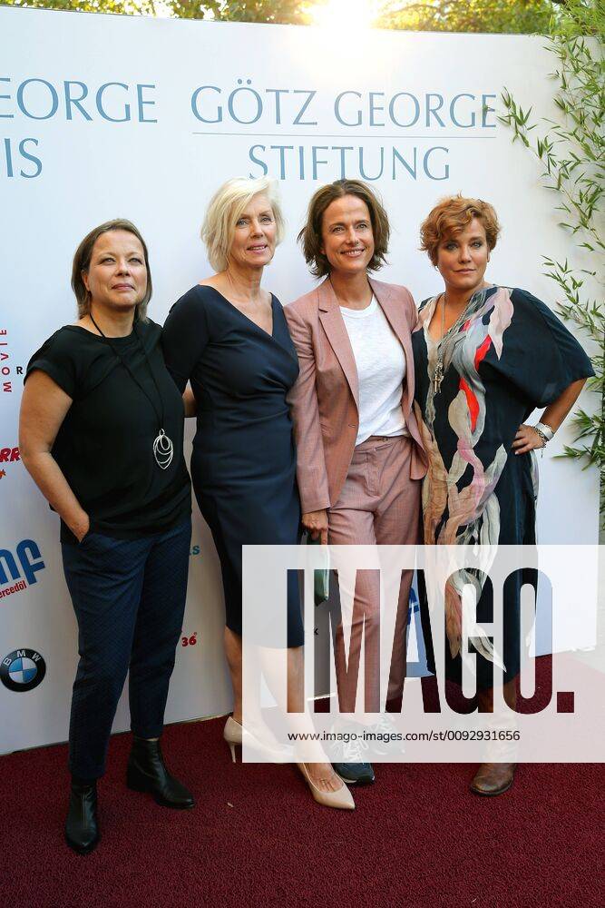 Award GOETZ GEORGE PRIZE 2019 Tanja George, Marika George, Claudia Michelsen and Muriel Baumeister on the Red Carpet for the award of the GOETZ GEORGE PRIZE on 19 August 2018 in the Astor Film Lounge The endowed prize shall commemorate this lifes work of Goetz George Berlin Charlottenburg Berlin Germany