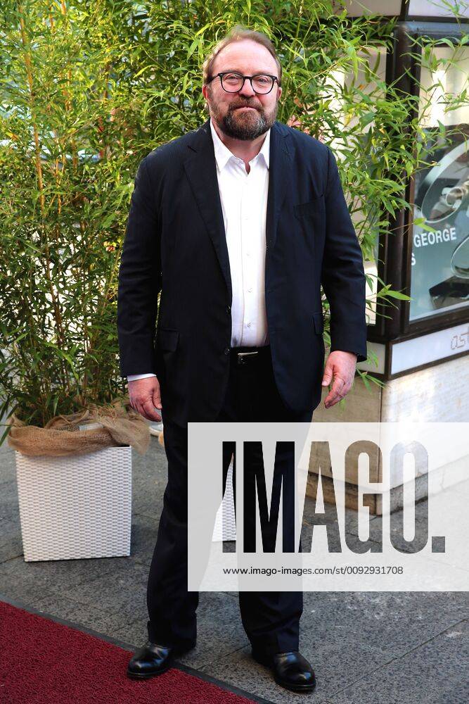 Award GOETZ GEORGE PRIZE 2019 Gustav Peter Woehler on the Red Carpet for the award of the GOETZ GEORGE PRIZE on 19 August 2018 in the Astor Film Lounge The endowed prize shall commemorate this lifes work of Goetz George Berlin Charlottenburg Berlin Germany
