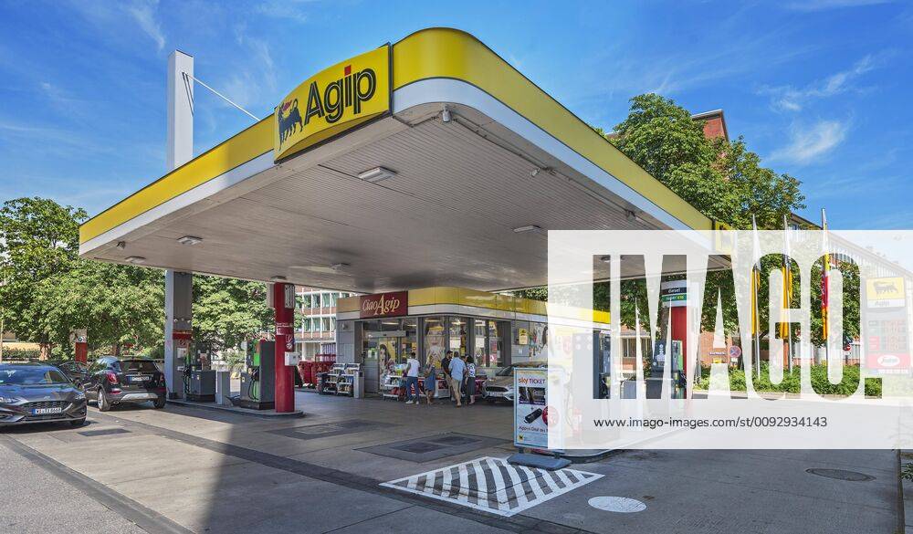 Agip petrol station, Munich, Upper Bavaria, Bavaria, Germany, Europe