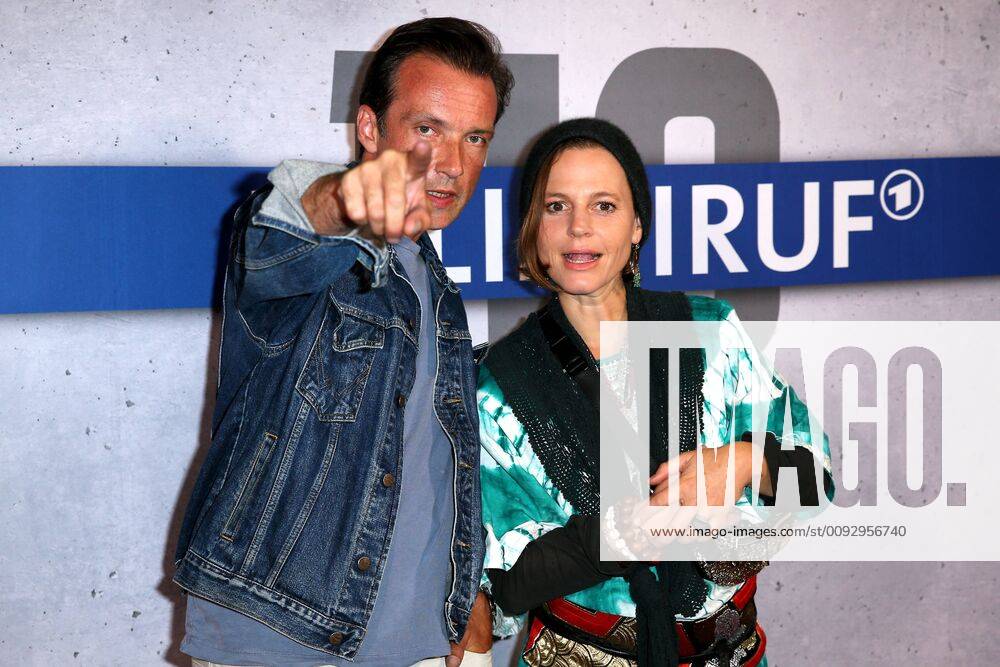 Polizeiruf 110 Fotocall Lucas Gregorowicz and Maria Simon on the Fotocall of the new rbb Polizeiruf 110 on 20 August 2019 at the Cinema Paris in Berlin The first shows the new rbb Polizeiruf 110 Heimatliebe on 25 August 2019 at 20 15 Uhr Berlin Charlottenburg Berlin Germany