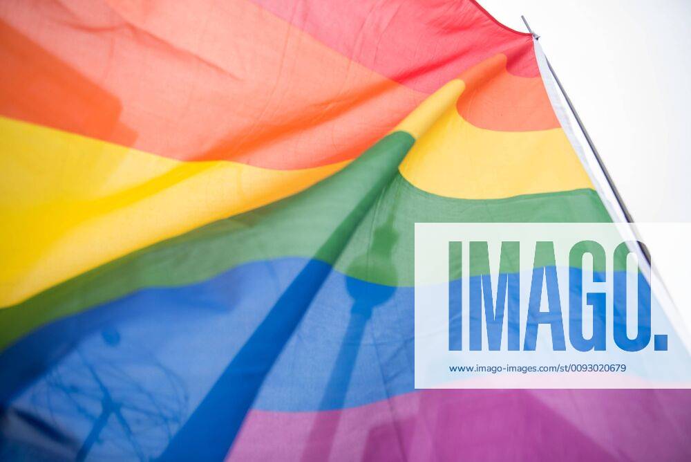 Politics Berlin rally against right A rainbow flag in front of the television tower at a rally of an alliance for a cosmopolitan and tolerant Berlin An alliance of churches, unions, sports and welfare organizations and other civil society organizations against right 17 8 2019, Berlin