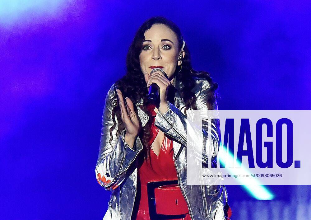 Berlin The 90s live tour 24 08 2019, v l Jasmin Wagner Bluemchen will be on stage on 24 08 2019 at the 90s live party in Berlin Hoppegarten