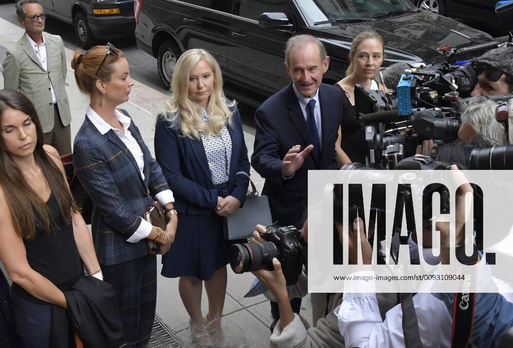 Attorney David Boies and alleged victims of billionaire Jeffrey Epstein, Annie Farmer, right, and Virginia Guiffre, blonde, left, enter Manhattan Federal Court, Tuesday, July 27, 2019 in New York City. Epstein committed suicide while confined in the Manhattan Correctional Facility. NYP20190827804 LOUISxLANZANO