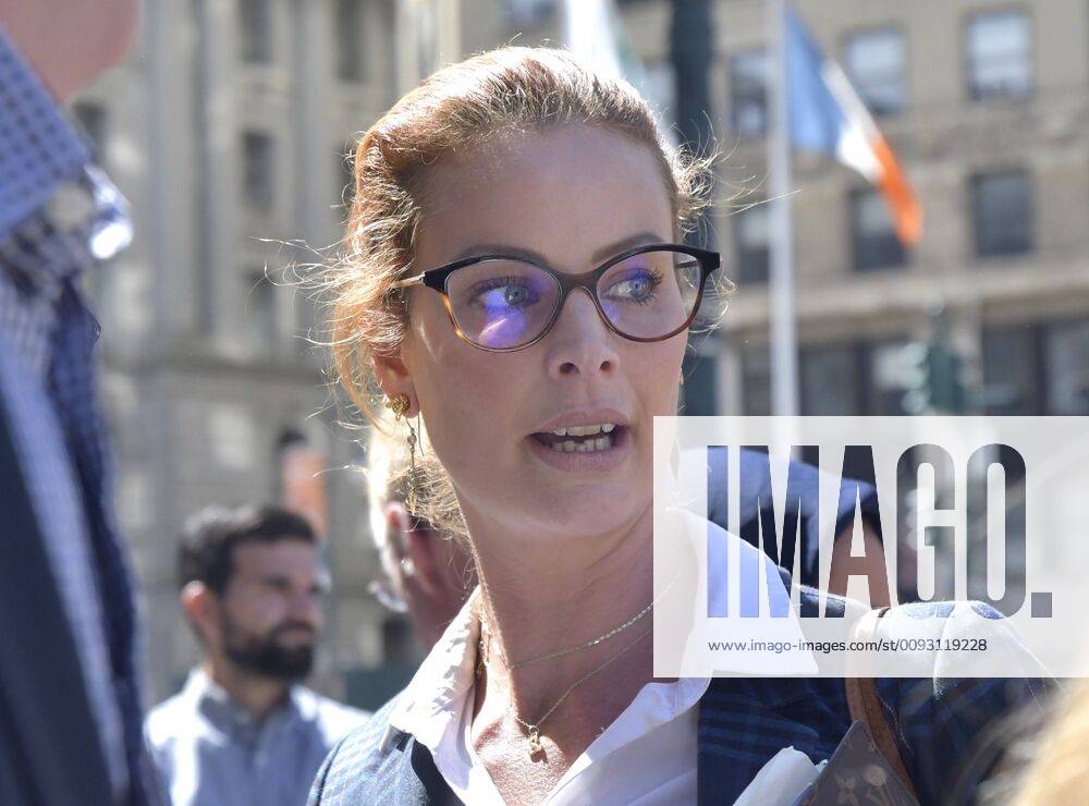 Alleged victim of billionaire Jeffrey Epstein Virginia Sarah Ransome exits Manhattan Federal Court with attorney Gloria Allred, Tuesday, August 27th, 2019 in New York City. Epstein committed suicide while confined in the Manhattan Correctional Facility. NYP20190827814 LOUISxLANZANO