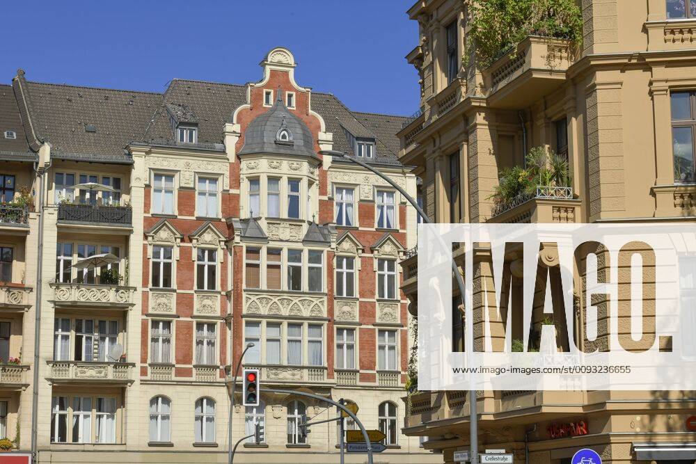 Old buildings, Kaiser Wilhelm Platz, Hauptstraße, Crellestraße, Schöneberg, Berlin, Germany
