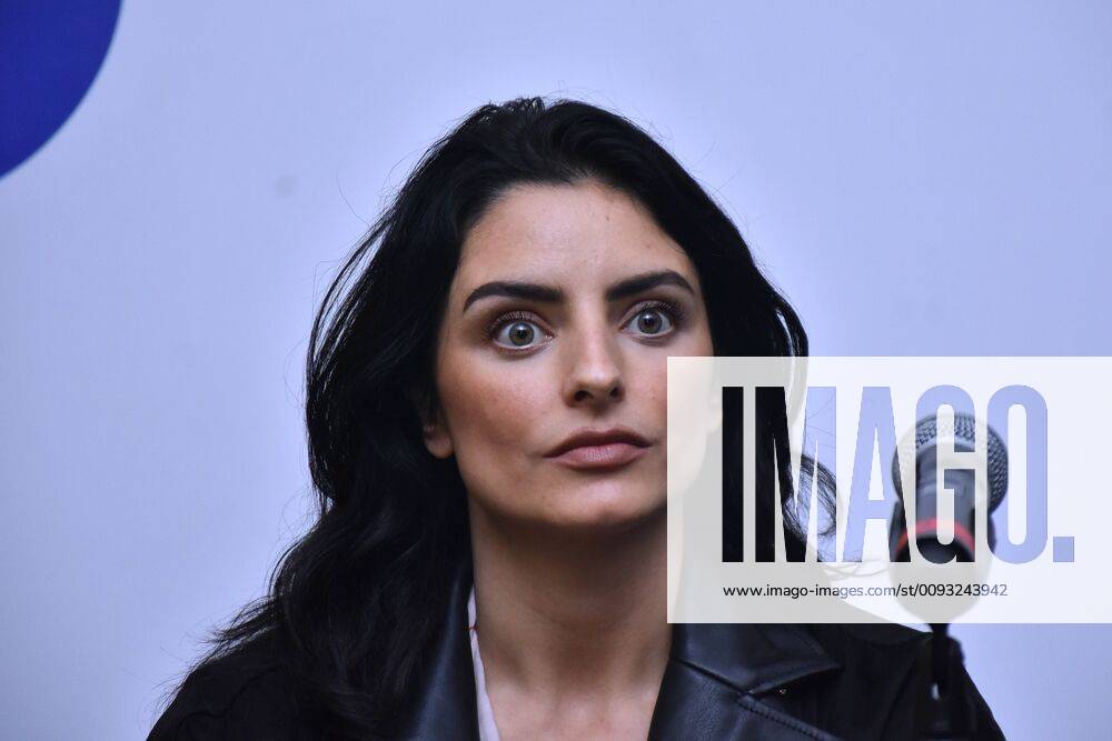 Bien Fest 2019 press conference MEXICO CITY, MEXICO - SEPTEMBER 3: Actress Aislinn Derbez talks during a press conference to promote Bien Fest 2019 It is a festival to raise awareness among citizens to be in good health at Casa Zertu on September 3, 2019 in Mexico City, Mexico