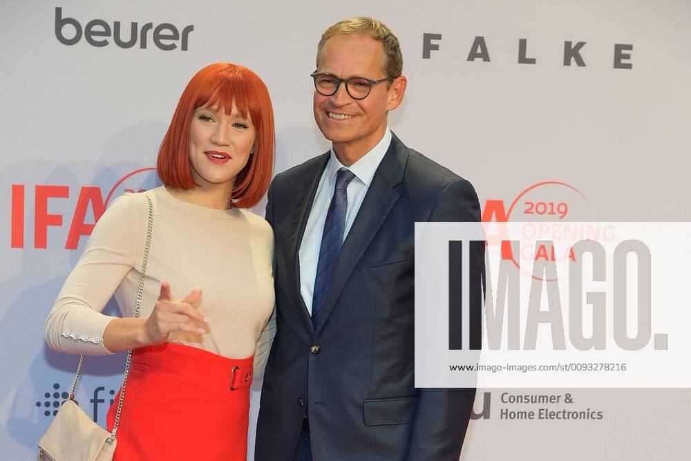 Opening IFA 2019 Miss IFA, Michael Mueller, Reg Buerg Arrival, red carpet for the opening of the IFA Internationale Funkausstellung 2019 in Berlin on 05 09 2019 photopress müller