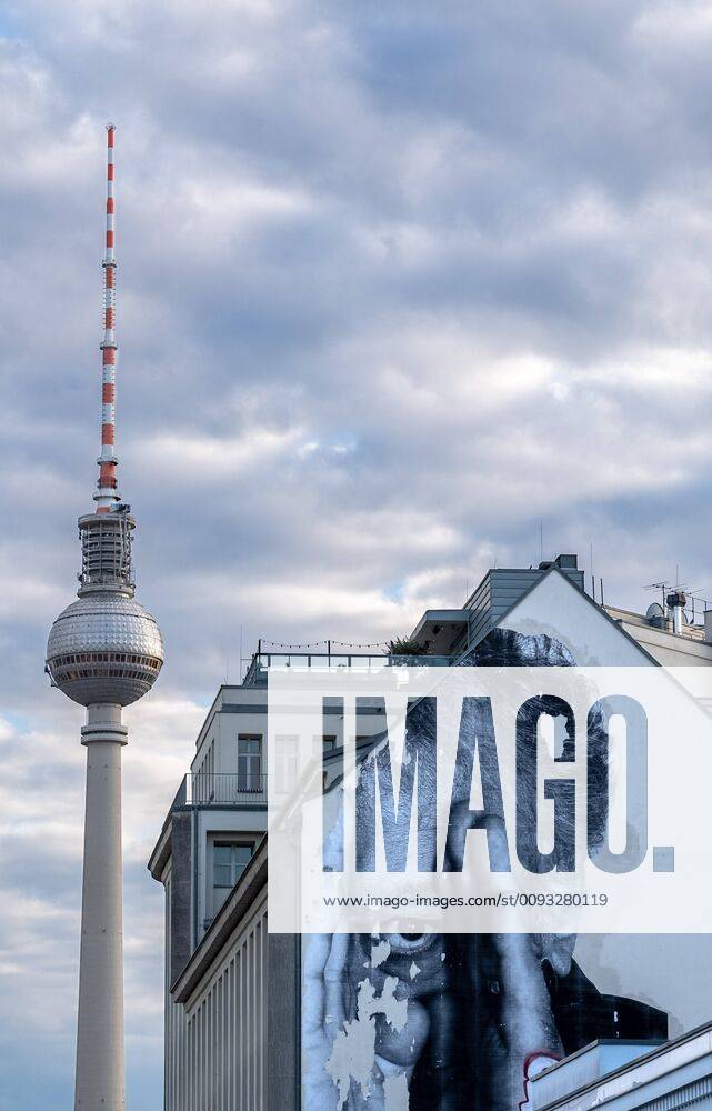 Facade face Germany, Berlin, 16 08 2019, gable with face eye, television tower, Prenzlauer Allee,