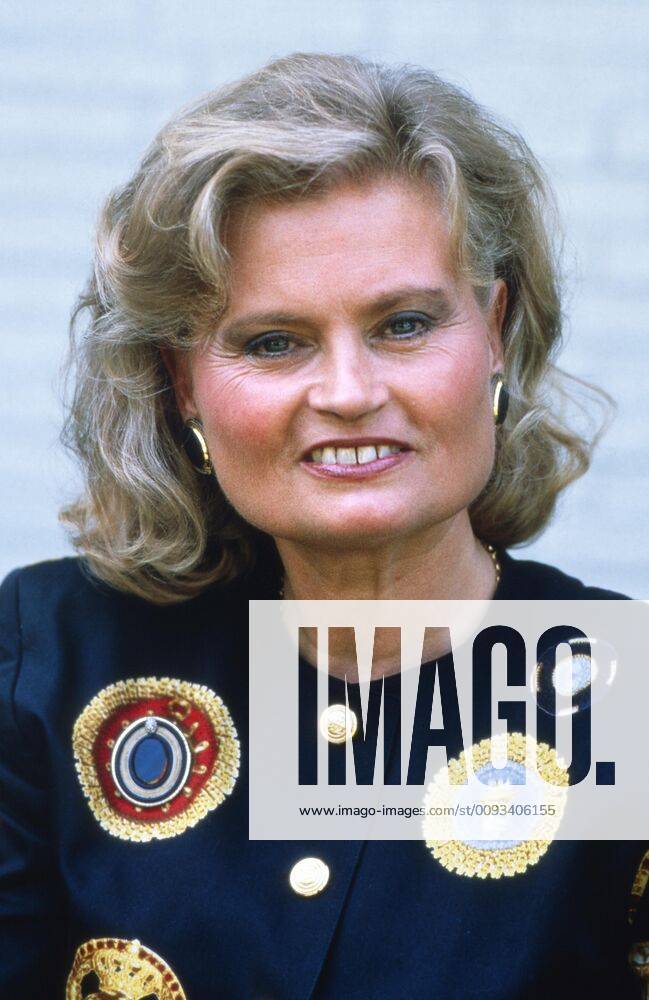 Hannelore Kohl Hannelore Kohl, erste Ehefrau von Bundeskanzler Helmut Kohl, ca. 1990. German chancellor Helmut Kohl s first wife Hannelore Kohl, ca. 1990., Deutschland